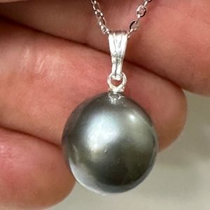 AUTHENTIC 12mm Real TAHITIAN Cultured Pearl - NO DYE - 925 Sterling Silver